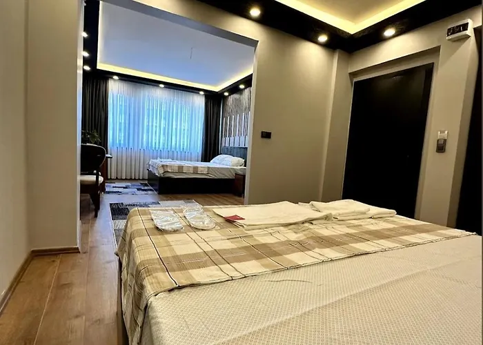 Hotel The Port Palace