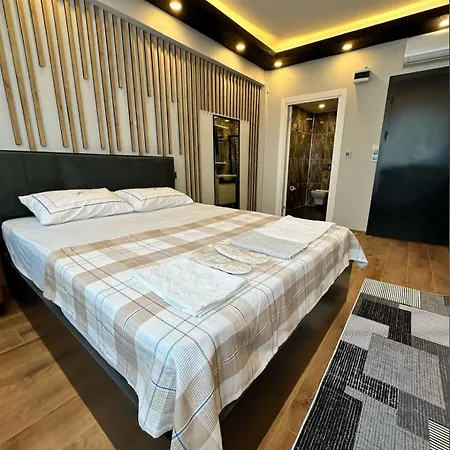 The Port Palace Hotel